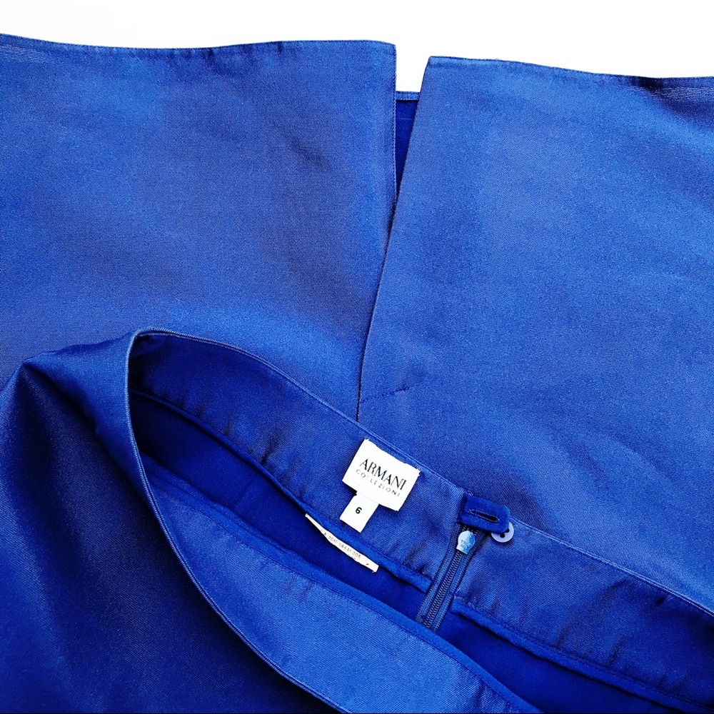 Armani blue silk bow blazer and skirt set - Picture 6 of 7